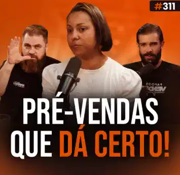 Capa do podcast Papo de Vendedor na cor laranja e a foto da convidada, Cristiane Silva, ao centro. Morena, cabelo liso no ombro e camisa branca. Abaixo, o título Pré-vendas que dá certo, sobre como criar a área de pré-vendas.