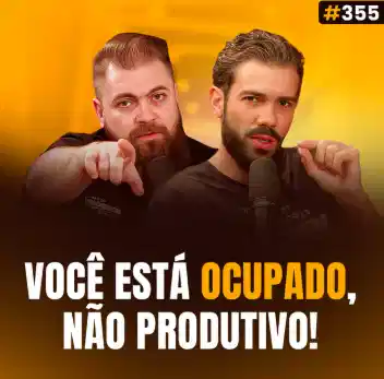 Capa do podcast Papo de Vendedor na cor amarela e a foto dos hosts, Daniel Mestre e Leandro Munhoz. Abaixo, o título, na cor branca e amarela, Você está Ocupado, Não Produtivo, sobre os 7 erros que estão sabotando sua produtividade em vendas e aprenda como corrigir ainda este mês para vender mais.